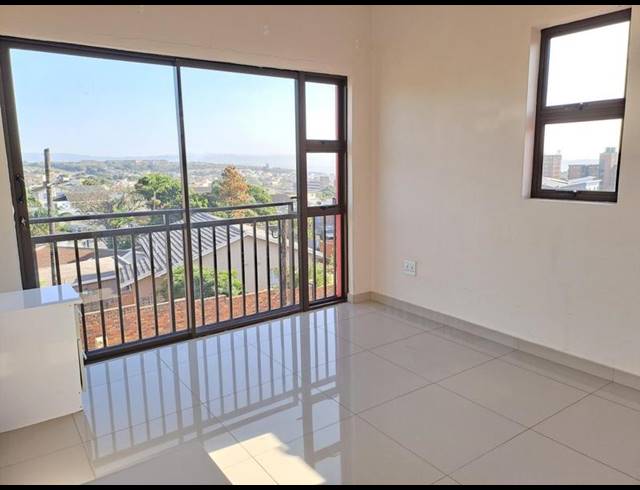 3 BEDROOM PROPERTY TO RENT IN OVERPORT